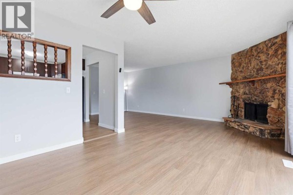 Dining room - 15 Doverville Way Se, Calgary, AB T2B2N6 Photo 3