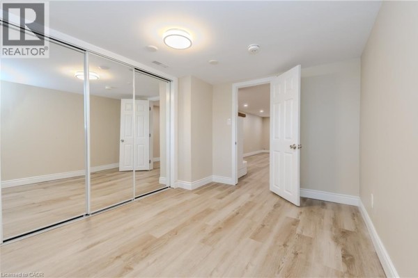 15 Edinburgh Road Unit# Lower, Kitchener, ON N2B1M4 Photo 5