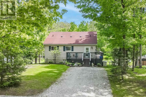 Bedroom 2 - 15 Fire Route 92, Trent Lakes, ON K0M1A0 Photo 4