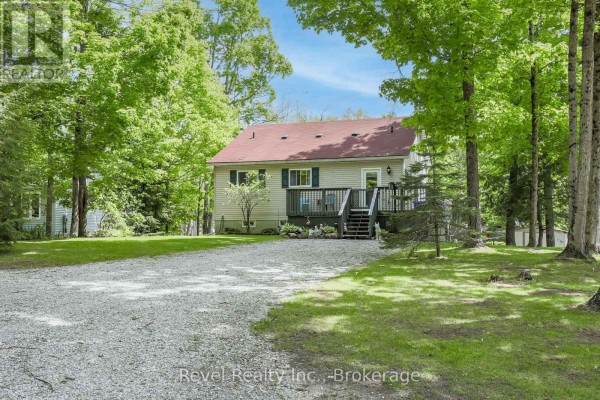 Bedroom 3 - 15 Fire Route 92, Trent Lakes, ON K0M1A0 Photo 5