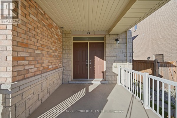 Primary Bedroom - 15 Gould Crescent, New Tecumseth, ON L0G1A0 Photo 5