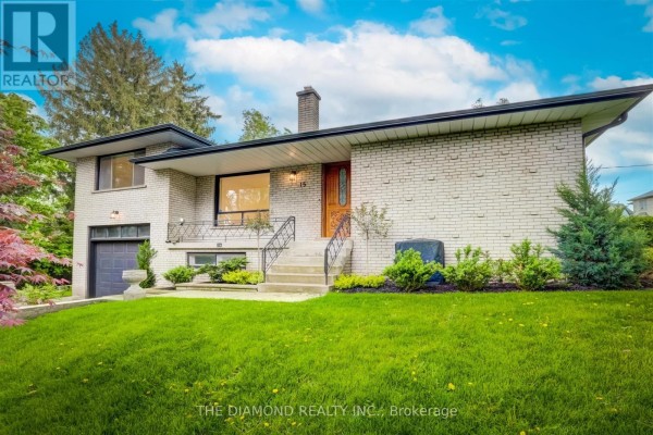 Kitchen - 15 Government Road, Toronto, ON M8X1V7 Photo 3