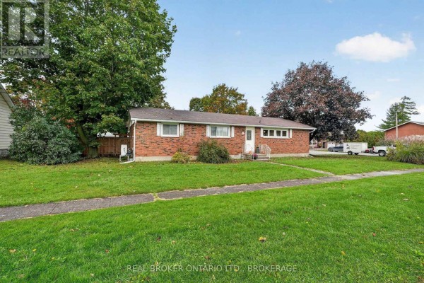 15 Gray Avenue, South Stormont, ON K0C1P0 Photo 4