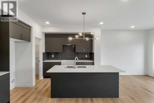 15 Heritage Heath, Cochrane, AB, photo 3