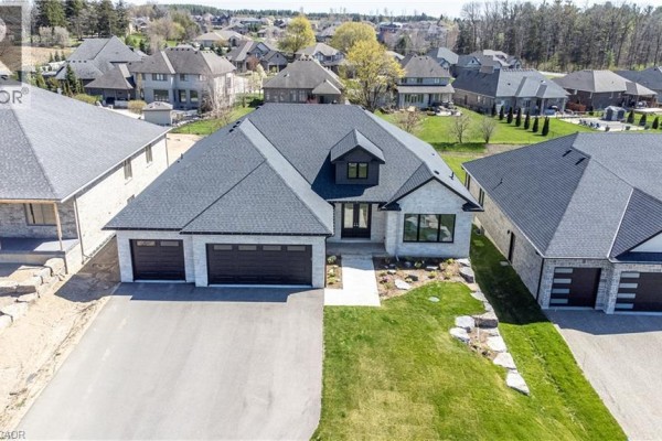 15 Hudson Drive, Brantford, ON, photo 2