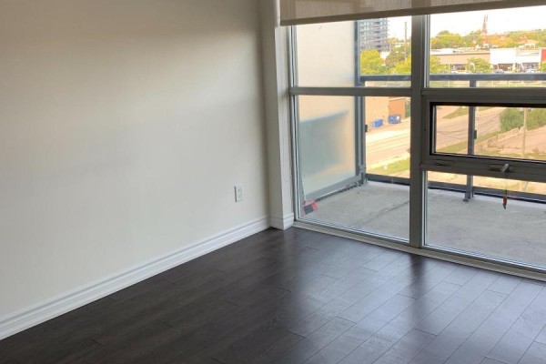611 - 15 James Finlay Way, Toronto, ON M3M0B3 Photo 4