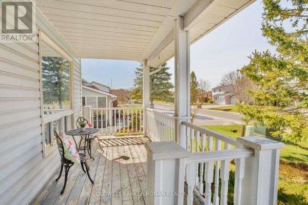 Foyer - 15 Jennings Drive, Penetanguishene, ON L9M1K1 Photo 3