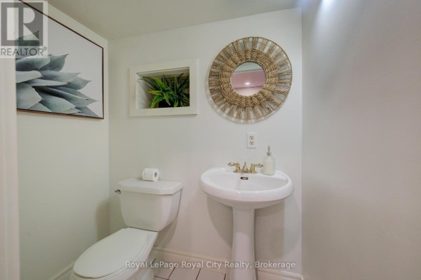 15 Joann Crescent, Centre Wellington, ON, photo 3