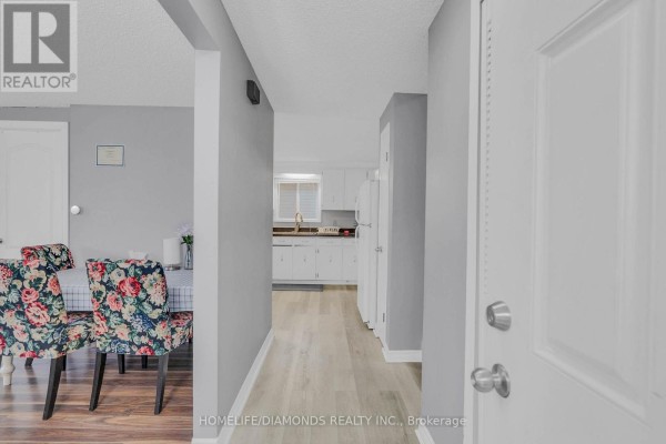 Laundry room - 15 Keefer Road, Thorold, ON L2V4M6 Photo 5