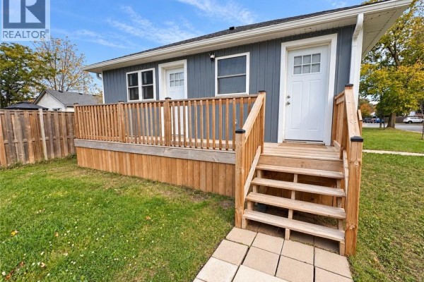 15 Keele Street Unit# Unit B, St  Catharines