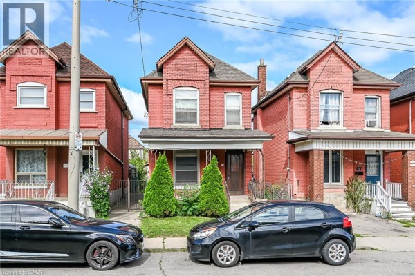 15 Kinrade Avenue, Hamilton, ON, photo 2