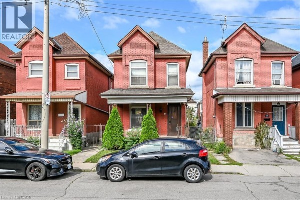 15 Kinrade Avenue, Hamilton, ON, photo 3