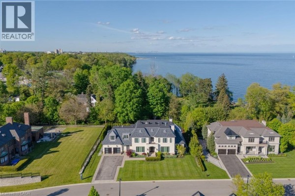 15 Lambert Common, Oakville, ON, photo 3