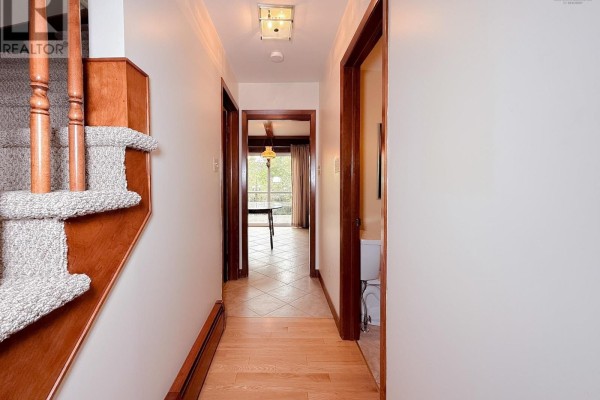 2pc Bathroom - 15 Lynnbrook Drive, Westmount, NS B1R1R2 Photo 5