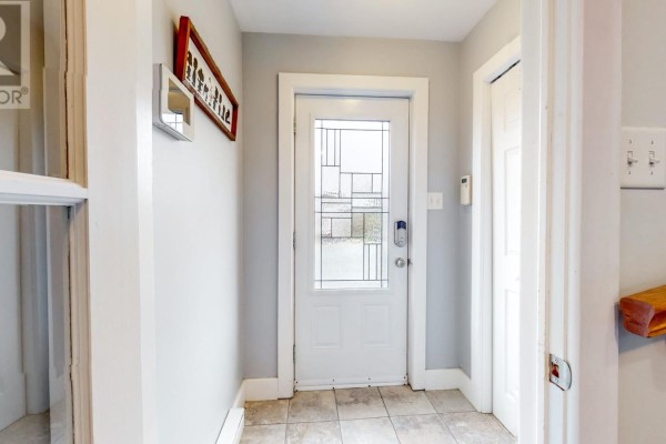 Bath (# pieces 1-6) - 15 Maclaren Place, St  John’s, NL A1B5E1 Photo 2