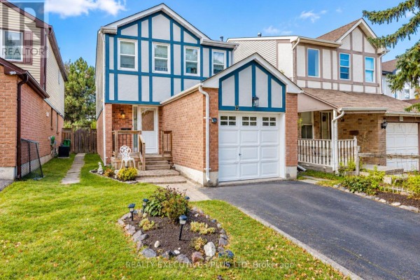 Living room - 15 Mangrove Road, Brampton, ON L6S3X9 Photo 2