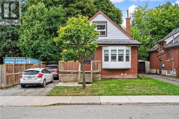 15 Mapes Avenue, Hamilton