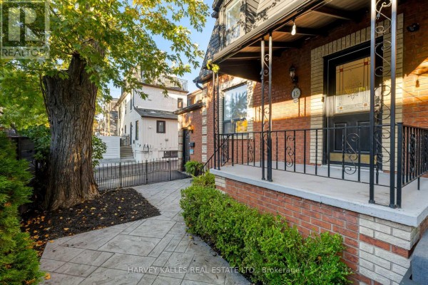 Dining room - 15 Markham Street, Toronto, ON M6J2G1 Photo 2