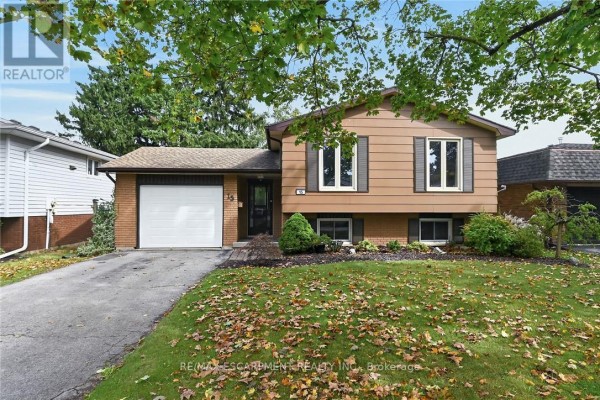 Residential for sale at 15 Miller Crescent, Norfolk, ON - MLS® CkCSQ8