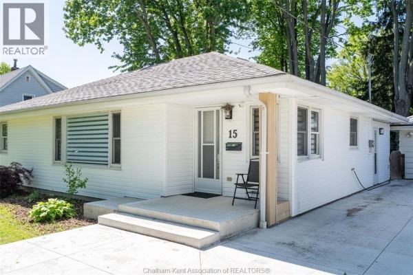 3pc Ensuite bath - 15 O'brien Drive, Chatham, ON N7M2E5 Photo 2