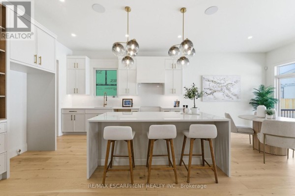 Kitchen - 15 Oakley Drive, Niagara On The Lake, ON L0S1J0 Photo 5
