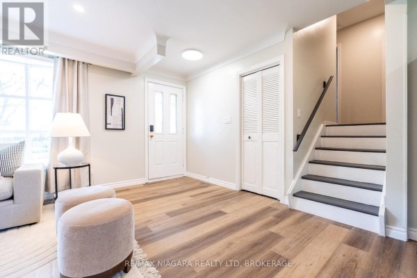 15 Old Oxford Road, St  Catharines, ON, photo 3