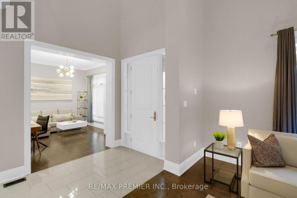 15 Peter Glass Road, King, ON, photo 3