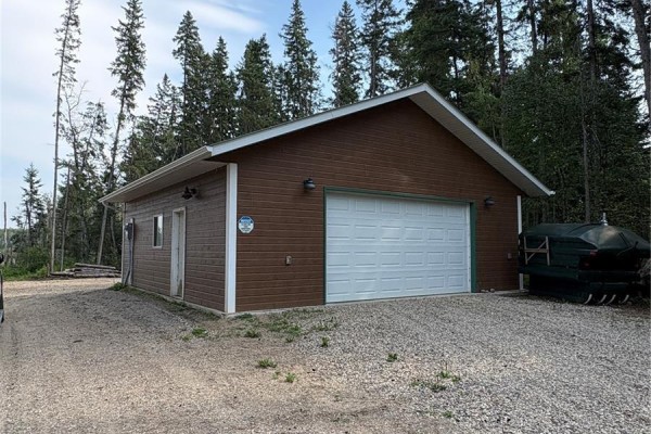 15 Pickerel Bay, Delaronde Lake, SK S0J0E0 Photo 2