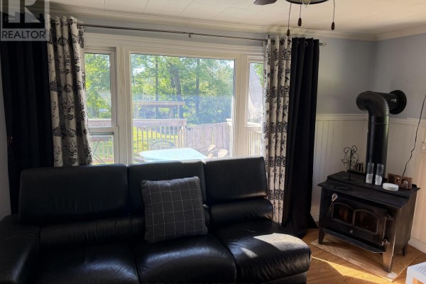15 Poplar Crescent, Oro Medonte, ON, photo 3