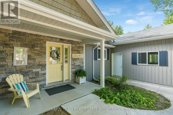 Sunroom - 15 Rosemary Road, Tiny, ON L0L2T0 Photo 4