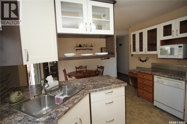 Sunroom - 15 Schwager Crescent, Saskatoon, SK S7H5C1 Photo 4