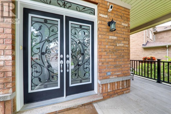 15 Sedore Street, Markham, ON, photo 2
