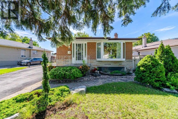 Kitchen - 15 Shoreview Drive, Toronto, ON M1E3R1 Photo 3