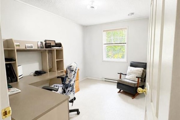 Living room - 15 Silverwood, Miramichi, NB E1V5Z1 Photo 5