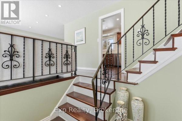 Family room - 15 Thorncliffe Drive, Belleville, ON K8P4L3 Photo 5