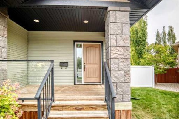 Laundry room - 15 Towers Close, Red Deer, AB T4P0K7 Photo 2