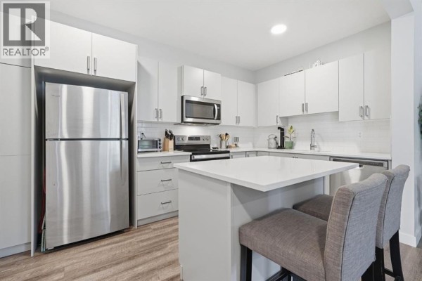 Kitchen - 15 Tuscany Summit Square Nw, Calgary, AB T3L0G1 Photo 4