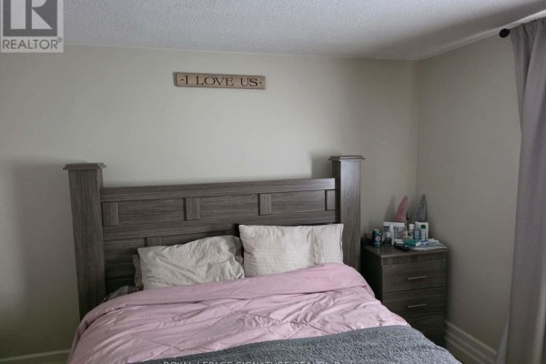 15 Twenty-ninth Street, Toronto, ON M8W3A9 Photo 4