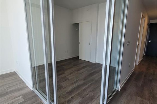 3pc Bathroom - 15 Wellington Street S Unit# 705b, Kitchener, ON N2G0E4 Photo 5