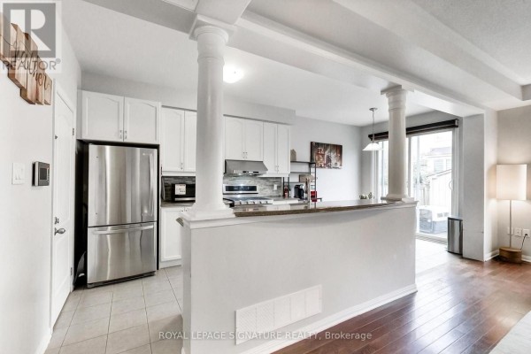 Kitchen - 15 Whiterose Lane, Whitchurch Stouffville, ON L4A0Z7 Photo 4