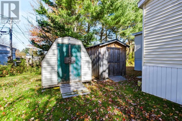 4pc Bathroom - 15 Woodlawn Drive, Amherst, NS B4H4K5 Photo 4