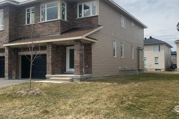 Family room - 15 Wylie Way, Carleton Place, ON K7C0C4 Photo 2