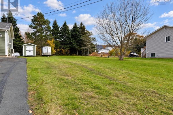 Bedroom - 15/19 Brownell Avenue, Amherst, NS B4H1Z8 Photo 4