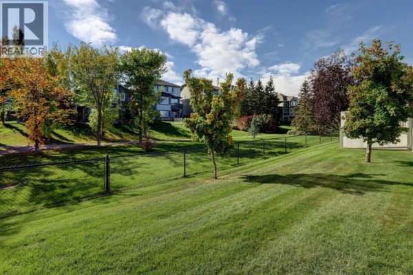 2pc Bathroom - 150, 100 Coopers Common Sw, Airdrie, AB T4B3C8 Photo 2