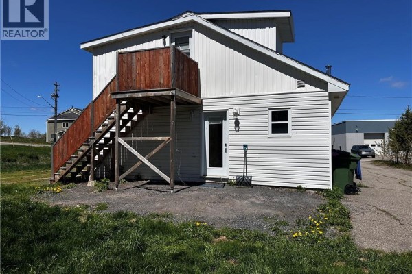 150-152 Dumaresq Street, Bathurst, NB E2A1H6 Photo 3