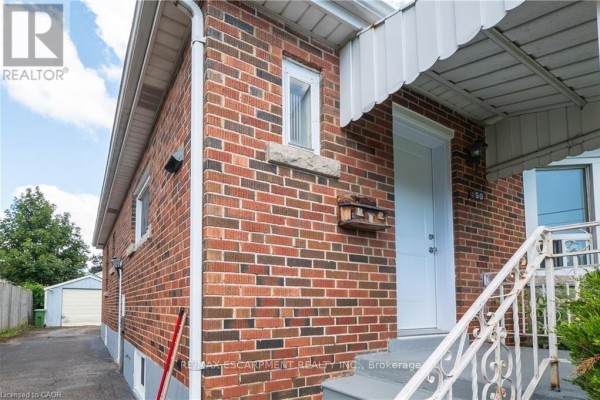 150 Beland Avenue S, Hamilton, ON, photo 3