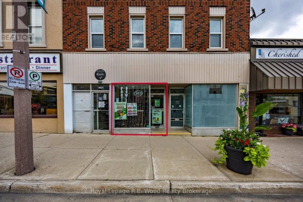 150 Broadway Street, Tillsonburg, ON, photo 2