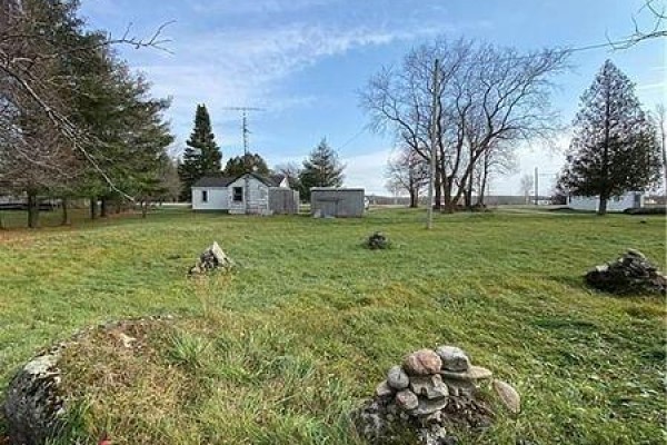 150 Drive-in Crescent, Georgian Bluffs, ON N4K5N7 Photo 2