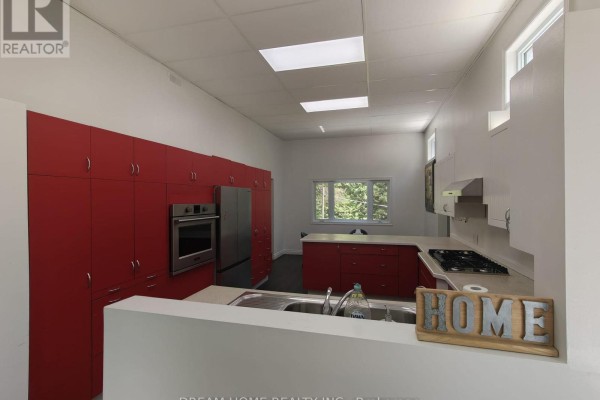 150 Hillside Lake Road, North Bay, ON P1B8G2 Photo 4