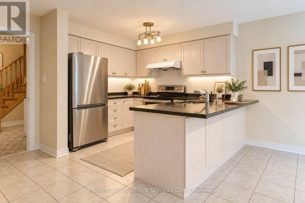 150 Matteo David Drive, Richmond Hill, ON L4S2S5 Photo 3